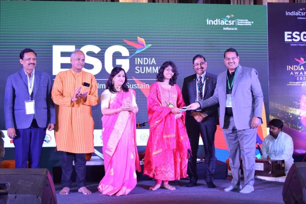 Child Prodigy on Indian Classical Music: Khyati Kumar, Enthralls Audience at India ESG Summit Raipur 3 India CSR